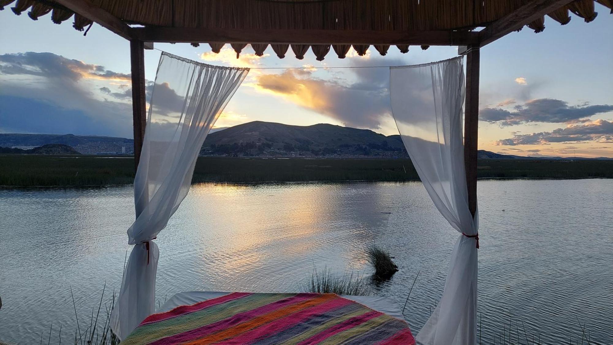 Uros Lodge Peru Пуно Екстер'єр фото